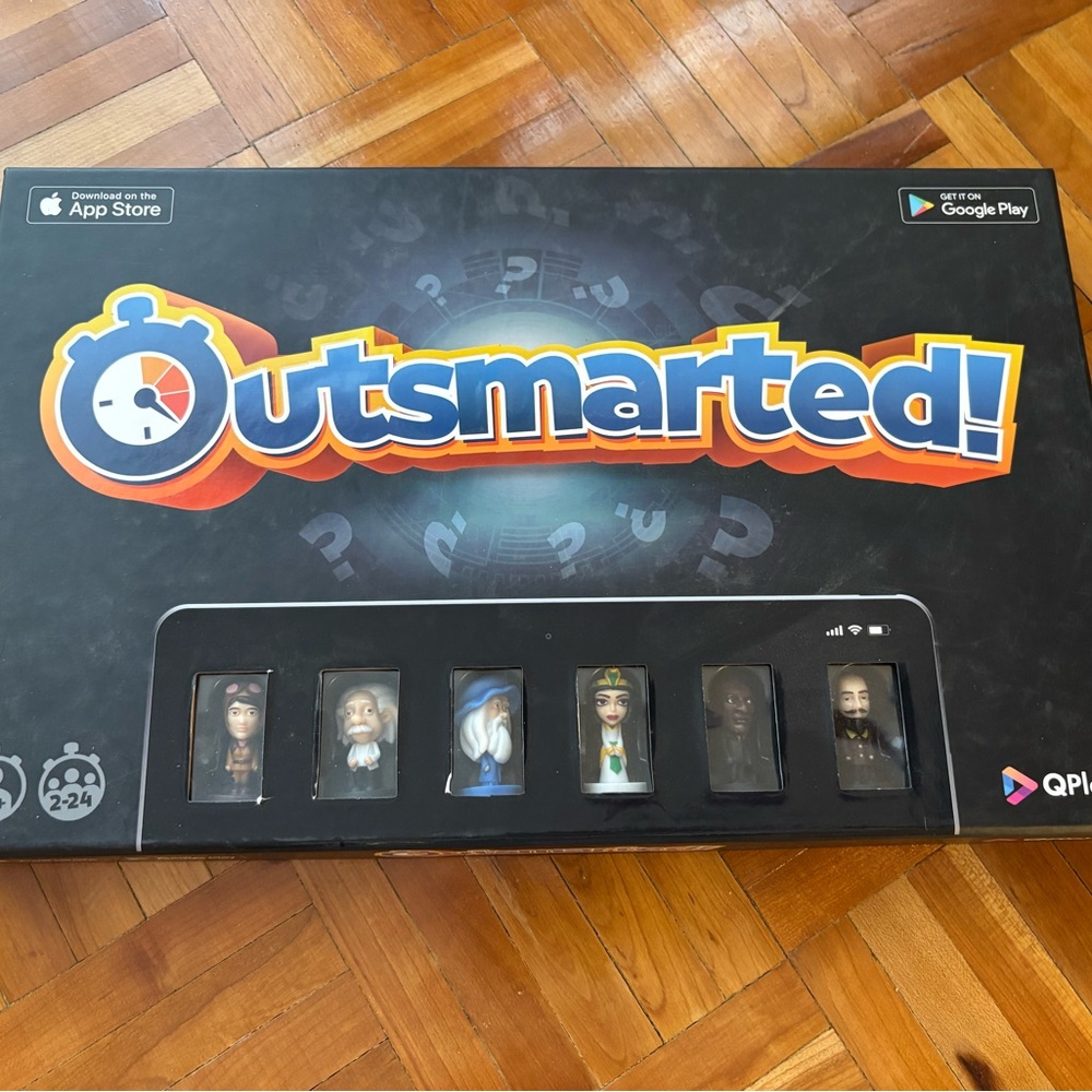 Outsmarted! Live Family Quiz Show Board Game with App | Like New
